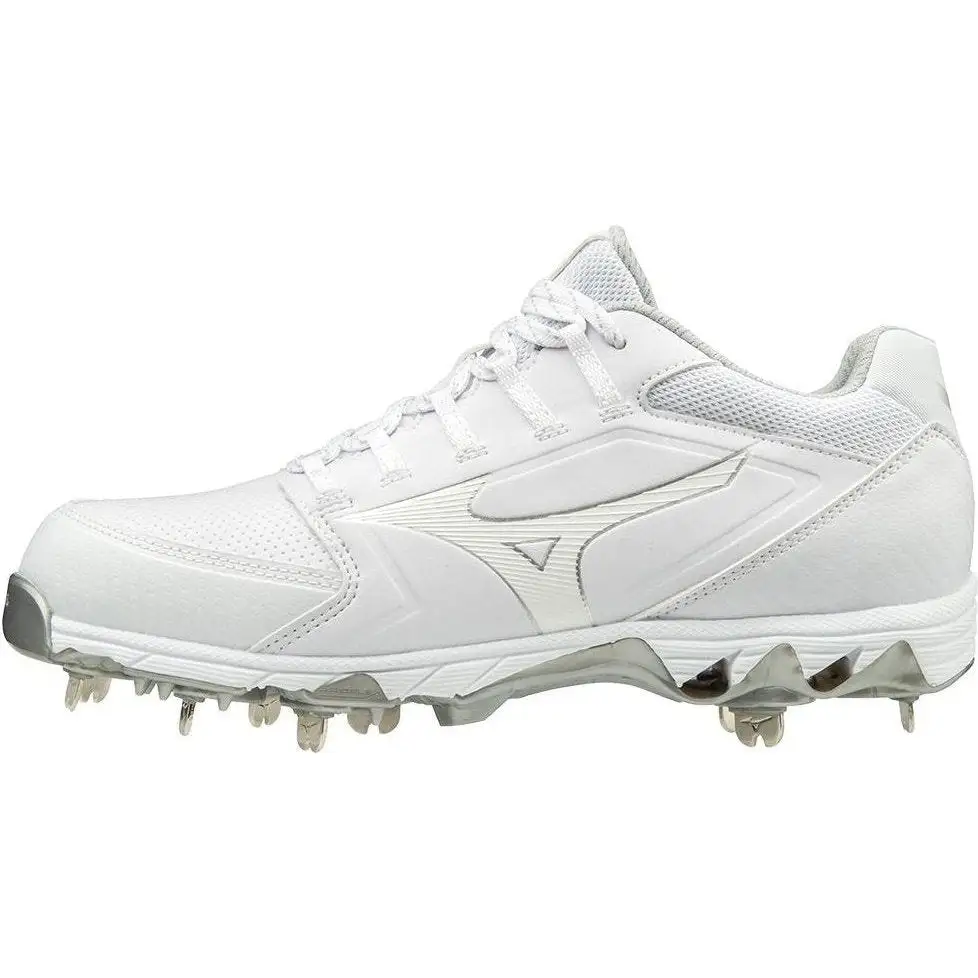 Mizuno 9-Spike Swift 6 Cleats - White
